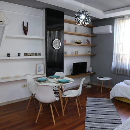 Ergi'S Host Apartment ติรานา ภายนอก รูปภาพ
