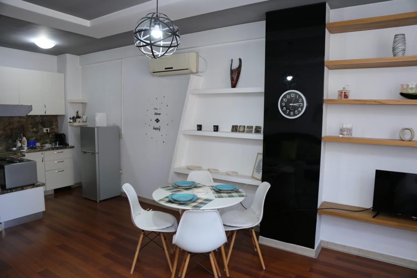 Ergi'S Host Apartment ติรานา ภายนอก รูปภาพ