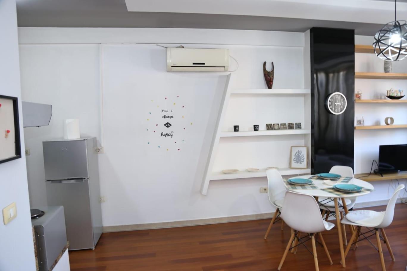 Ergi'S Host Apartment ติรานา ภายนอก รูปภาพ